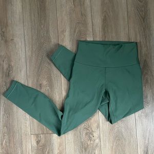 Lululemon Wunder Train Leggings 25”